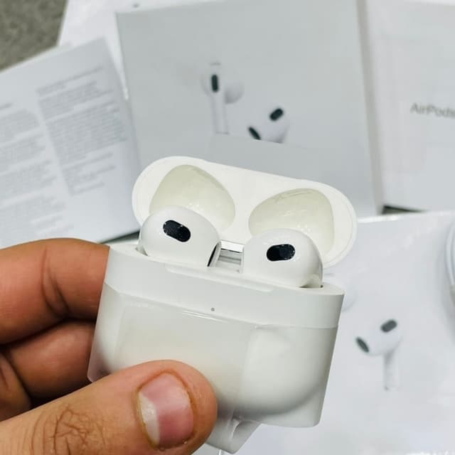 Apple AirPods 3